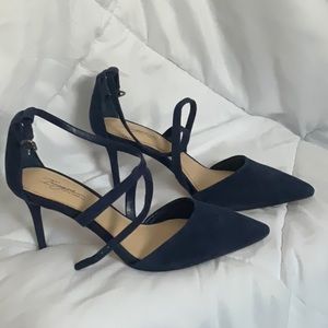 IMAGINE BY VINCE CAMUTO Blue Pump